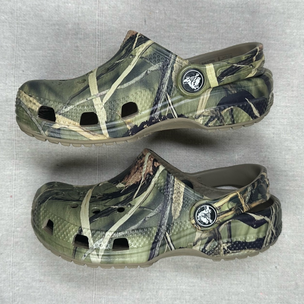 Crocs Unisex-Child Classic Realtree Clog Camo Camouflage Green Brown Size 8